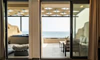 1-værelses lejlighed med stor balkon og havudsigt