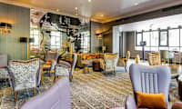 Kombineret bar og restaurant
