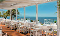 A la carte-restauranten White View på tagterrassen
