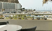 2-værelses lejlighed med balkon eller terrasse