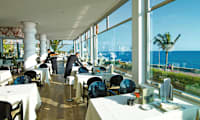 A la carte-restauranten Ocean's View