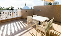 2-værelses lejlighed i to etager med balkon