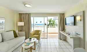 2-værelses lejlighed med balkon med udsigt mod poolområdet i Casamar