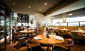 A la carte-restaurant med italienske og internationale retter