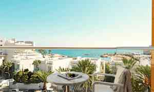 Udsigt fra en altan med havet i baggrunden. (AI-genereret tekst)