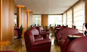 Siddeområde i lobbyen