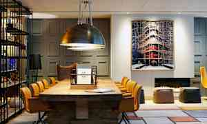 Siddeområde i lobbyen