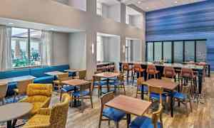 Siddeområde i lobbyen