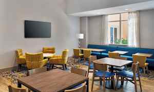 Siddeområde i lobbyen