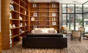 Siddeområde i lobbyen