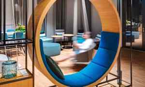 Lounge i lobbyen