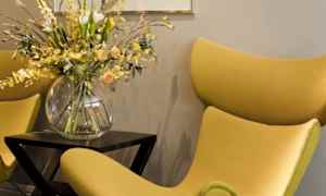 Siddeområde i lobbyen