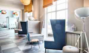 Siddeområde i lobbyen