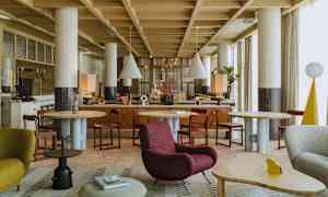 Siddeområde i lobbyen