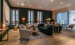 Siddeområde i lobbyen