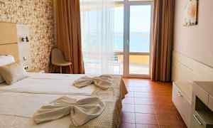 Dobbeltværelse med havudsigt