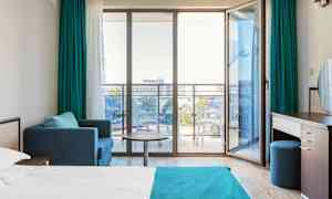 Dobbeltværelse med balkon og mulighed for en ekstra opredning