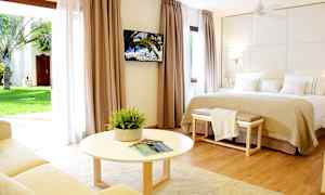 Juniorsuite - My Favourite Club