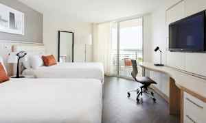 Dobbeltværelse med balkon og havudsigt