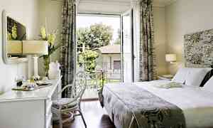 Dobbeltværelse med balkon med udsigt til Appeninerne