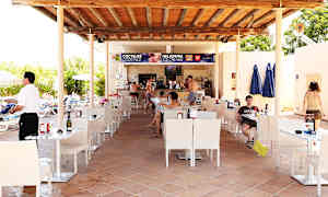 Pool- og snackbar ved aktivitetspoolen