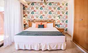 2-værelses lejlighed med balkon mod havet / 2-værelses lejlighed med balkon mod poolområdet