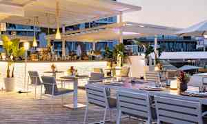 A la carte-restaurant på stranden