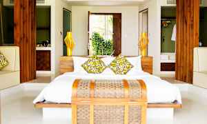 Dobbeltværelse med balkon og begrænset havudsigt