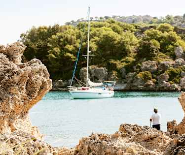 Hyggelig sejltur til Rhodos' bedste strand