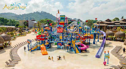 Farverigt vandlegeområde med rutchebaner og bassiner. (AI-genereret tekst)