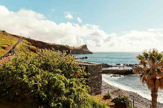 Stranden Reis Magos i Canico på Madeira