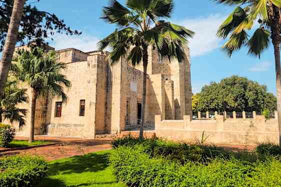 PUJ Santo Domingo (SAND)