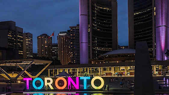 Toronto om natten