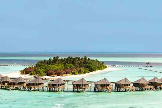 Komandoo Island Resort & Spa