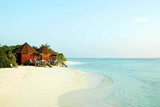 Komandoo Island Resort & Spa