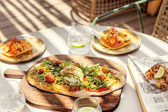 Fladbrød og spanske delikatesser