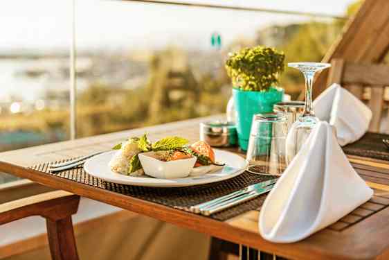 Bo med All Inclusive i juli