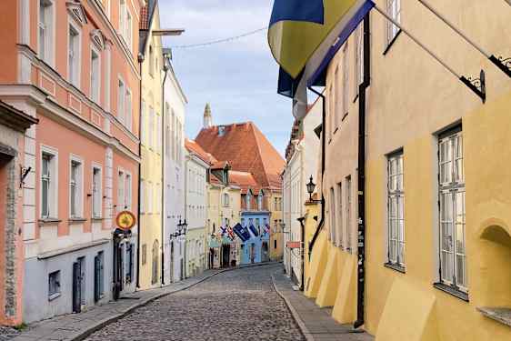 Gade i den gamle by i Tallinn