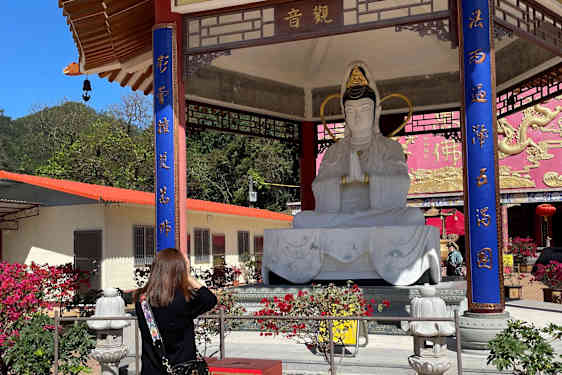 Ten Thousand Buddhas Monastery