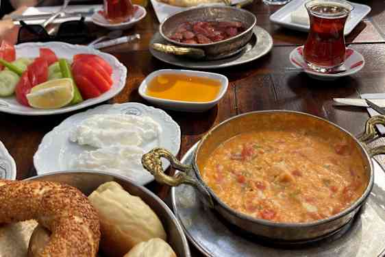 Tyrkisk morgenmad i Istanbul