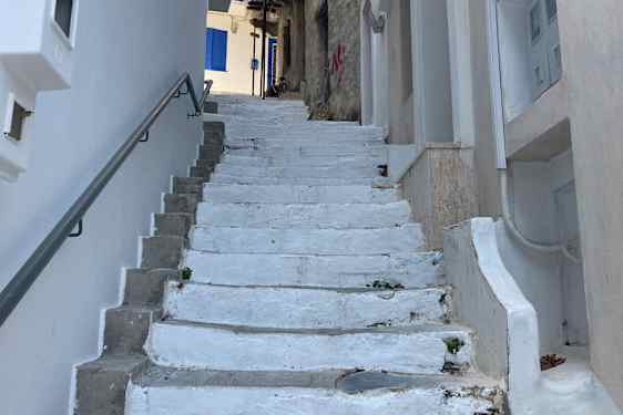Snæver trappe på Skopelos