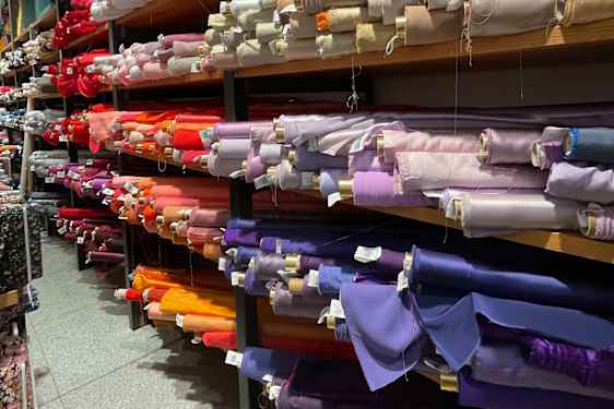 Vackra tyger från golv till tak