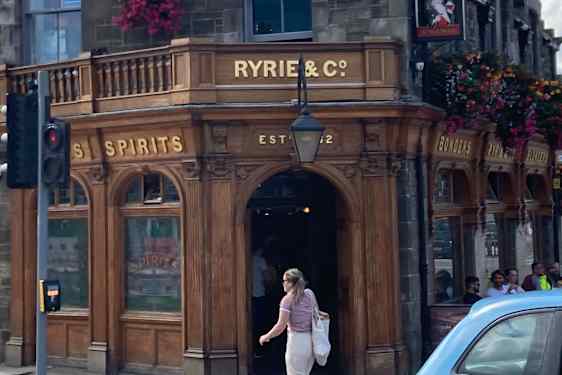 Pub i Edinburgh