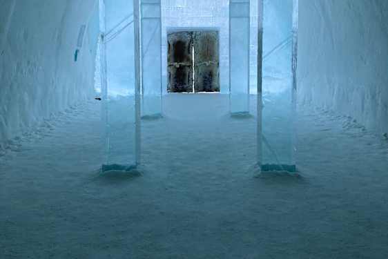 Entre til ishotellet