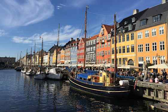 Nyhavn om sommeren