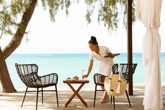 Tjener på Sunprime Miramare Beach