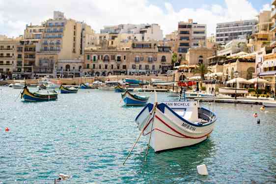 Malta fly og hotel