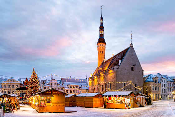 Julmarknad på Tallinns rådhusplats