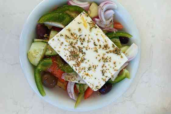 Grekisk salladaGræsk salat