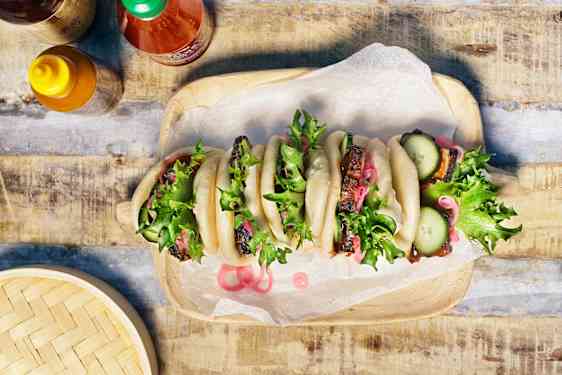 Dampede bao med marineret svinekød